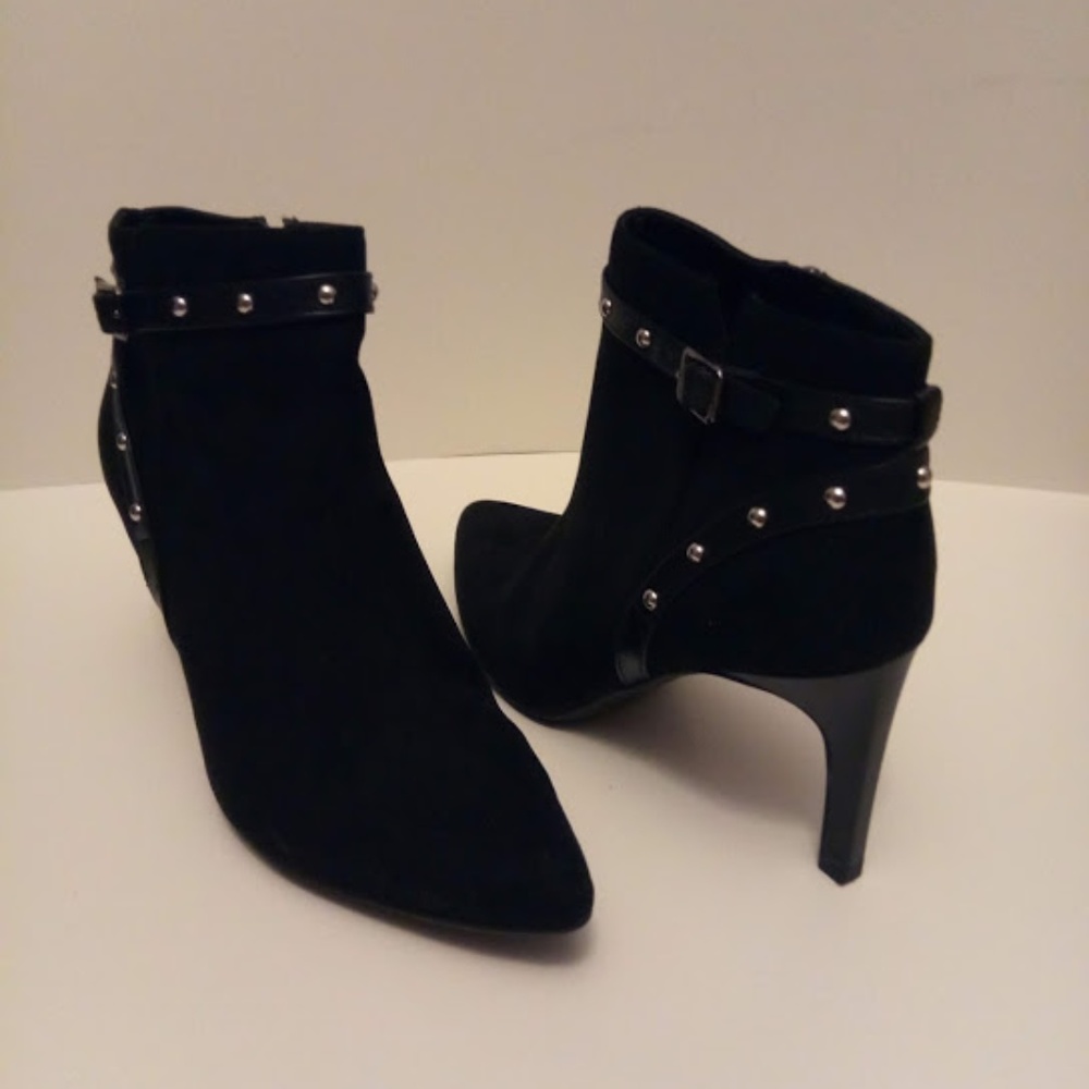 [Sam & Libby] Black Suede Ankle Booties (Size 9.5)